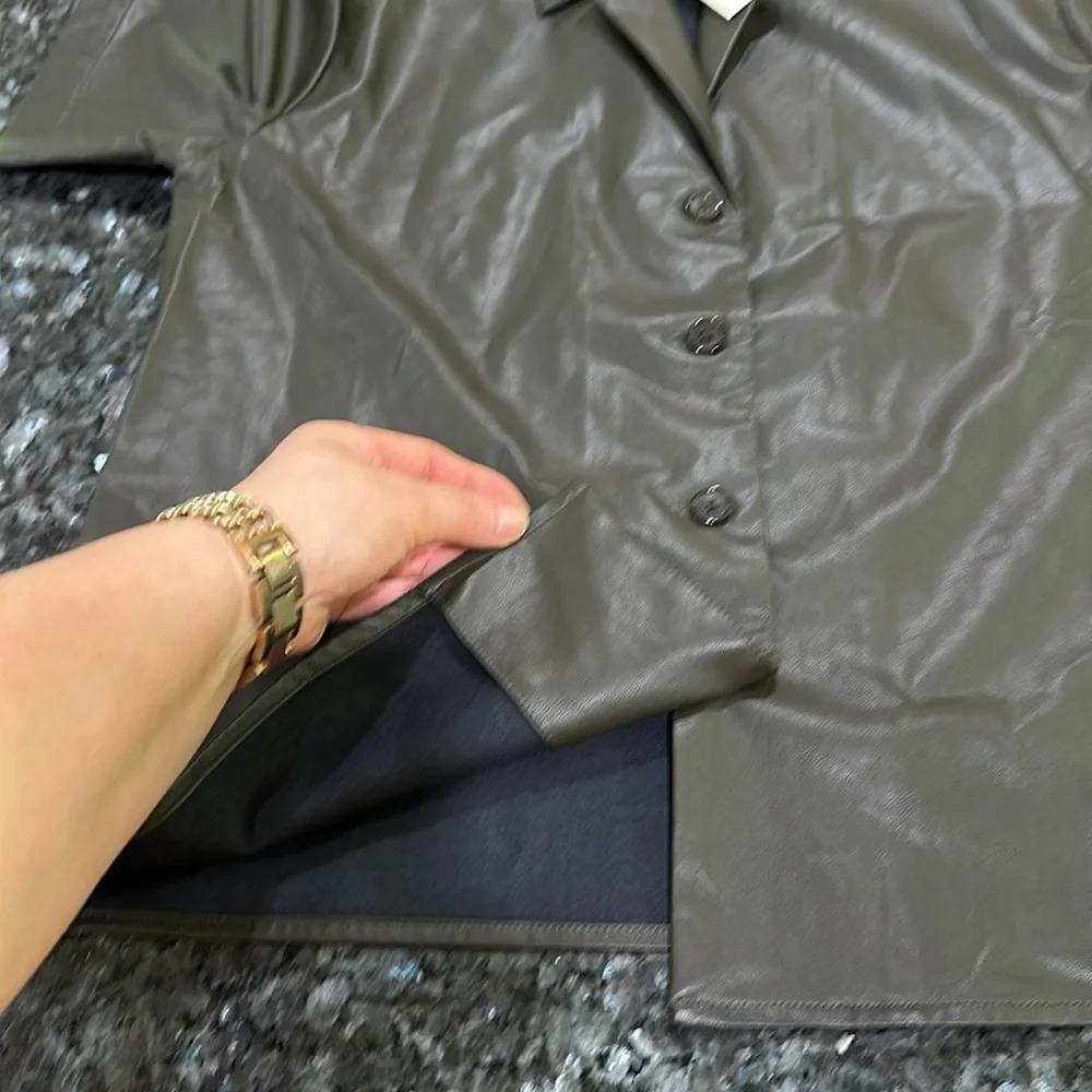 Banana Republic factory VEGAN LEATHER SHIRTa - Picture 7 of 7
